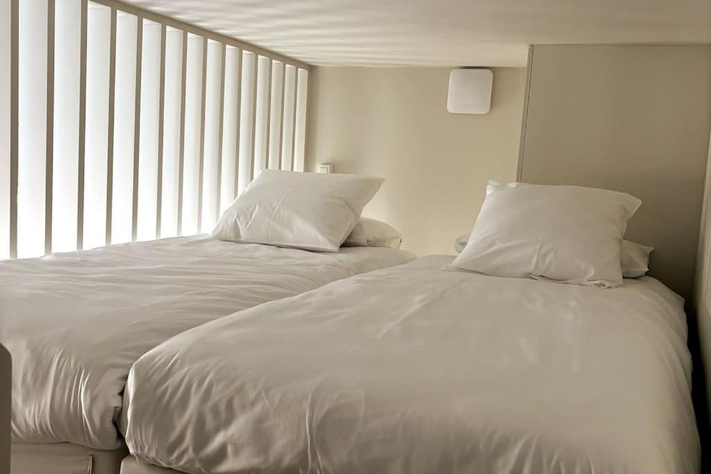 Au Cabinet Childeric Apartment ตูร์แน ภายนอก รูปภาพ